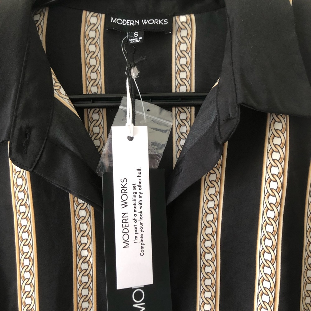 BNWT Modern‎ Works Button Up Blouse | Size S - Picture 3 of 7